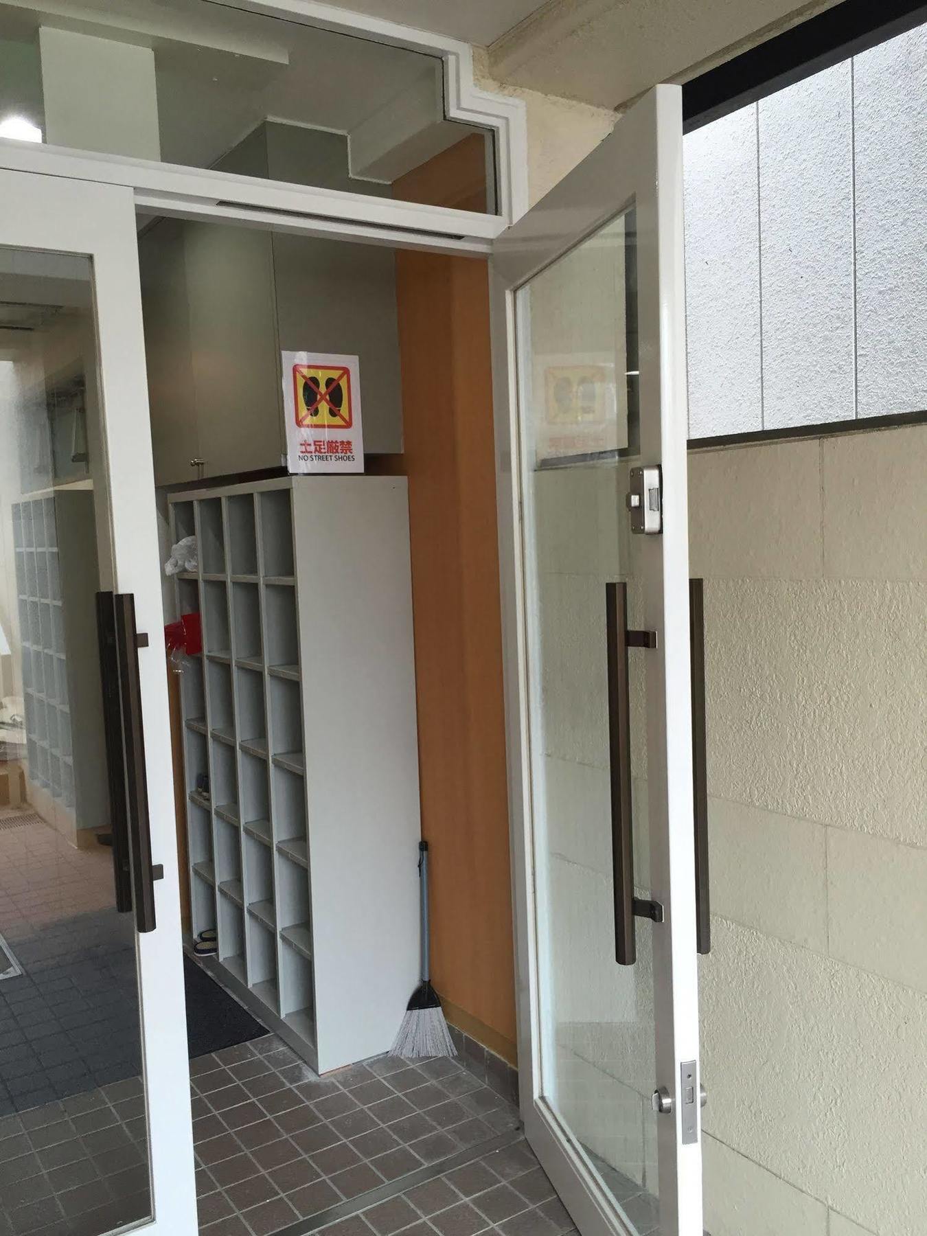 T&K Hostel Kobe Sannomiya East Exterior foto